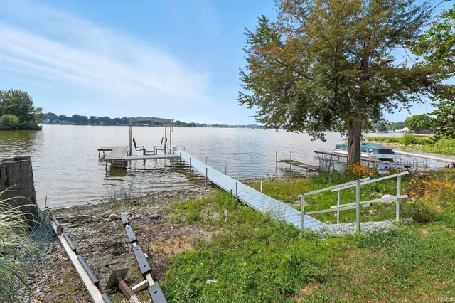 $459,000 | 160 Ln 160A Turkey Lake, Hudson, IN 46747