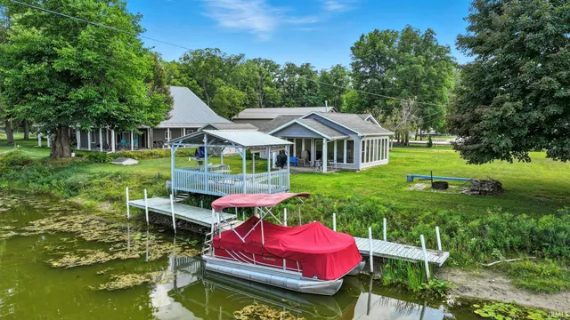 $459,000 | 160 Ln 160A Turkey Lake, Hudson, IN 46747