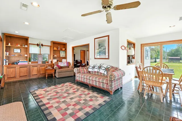 $459,000 | 160 Ln 160A Turkey Lake, Hudson, IN 46747