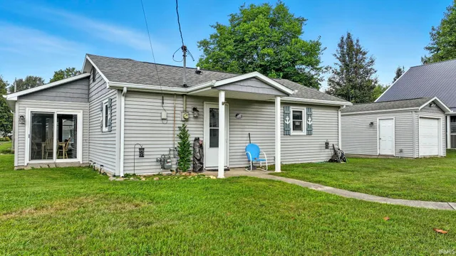 $459,000 | 160 Ln 160A Turkey Lake, Hudson, IN 46747