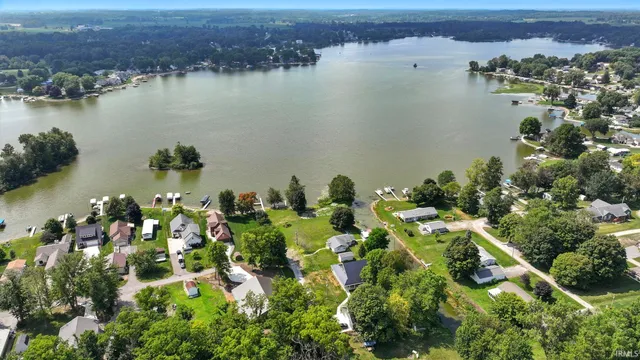 $459,000 | 160 Ln 160A Turkey Lake, Hudson, IN 46747