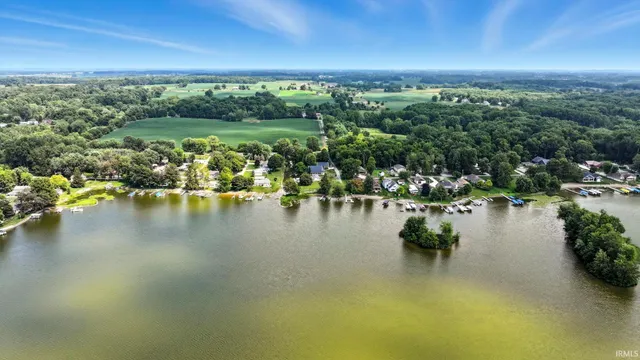 $459,000 | 160 Ln 160A Turkey Lake, Hudson, IN 46747