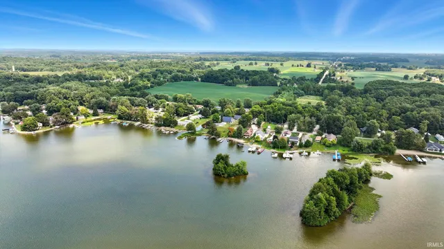 $459,000 | 160 Ln 160A Turkey Lake, Hudson, IN 46747