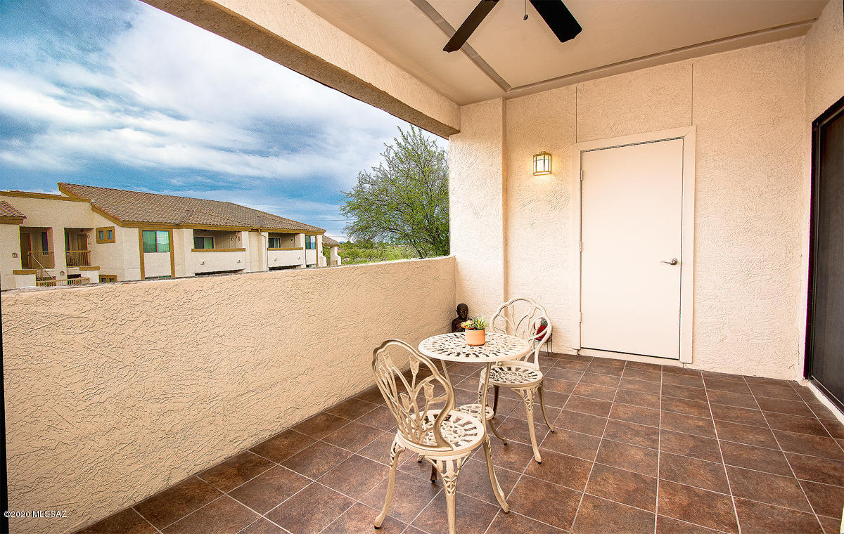 2550 East River Road, Unit 15306 Tucson, AZ 85718 - Photo 4 of 29