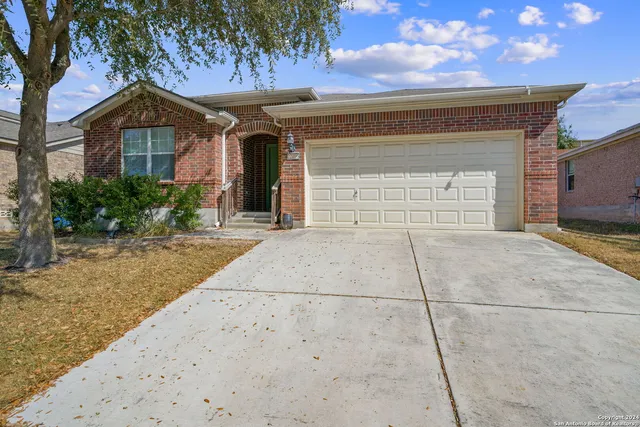 $2,000 | 22106 Ruby Run, San Antonio, TX 78259