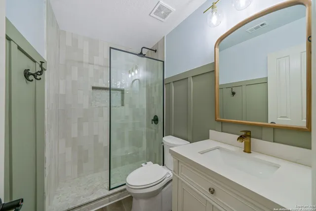 $2,000 | 22106 Ruby Run, San Antonio, TX 78259