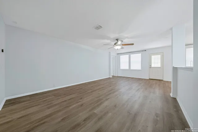 $2,000 | 22106 Ruby Run, San Antonio, TX 78259