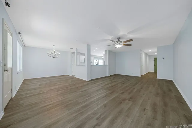 $2,000 | 22106 Ruby Run, San Antonio, TX 78259