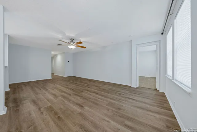 $2,000 | 22106 Ruby Run, San Antonio, TX 78259