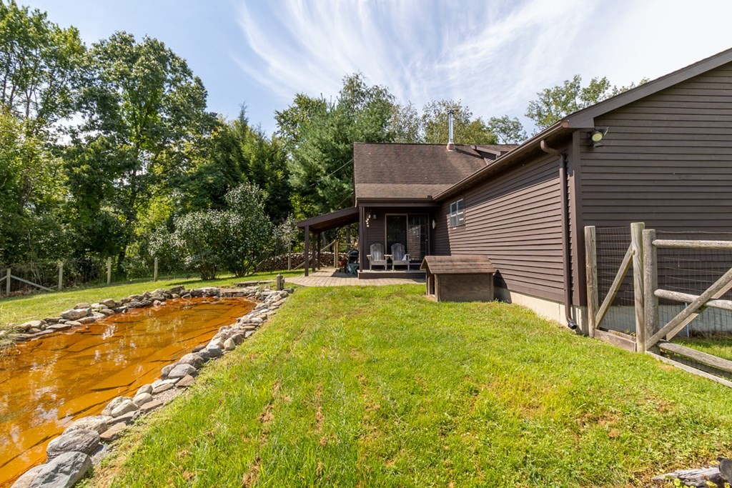 8 Westbrook Road South Hadley, MA 01075 - Photo 33 of 38 Gallery Image 33