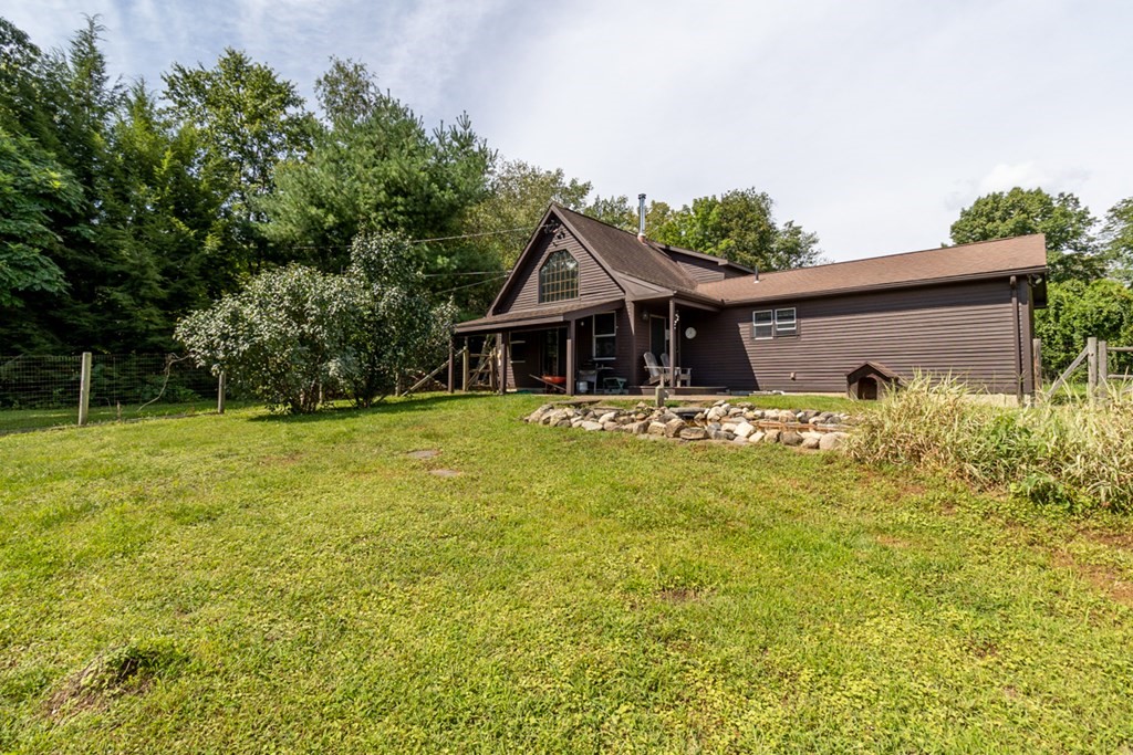 8 Westbrook Road South Hadley, MA 01075 - Photo 37 of 38 Gallery Image 37