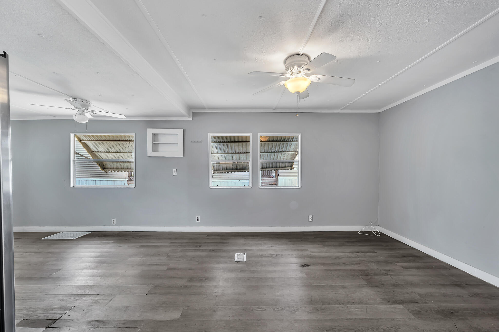 16 Rachael Road Lake Worth, FL 33463 - Photo 10 of 33 6 Kitchen+ Dining