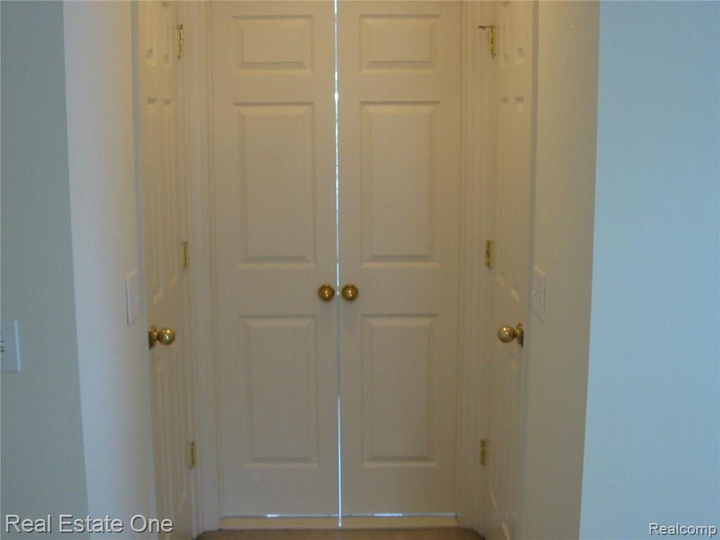 6765 Poppleton Road Canton, MI 48187 - Photo 45 of 99 IMG_5274.JPG