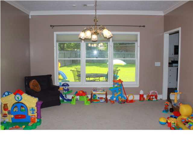 223 Clark Farms Road Madison, MS 39110 - Photo 16 of 33 Dining