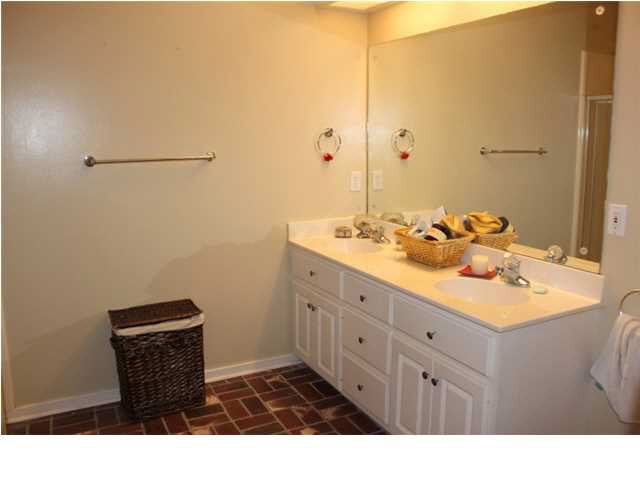 223 Clark Farms Road Madison, MS 39110 - Photo 21 of 33 Master Bath