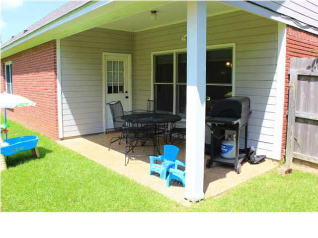 223 Clark Farms Road Madison, MS 39110 - Photo 29 of 33 Covered Patio