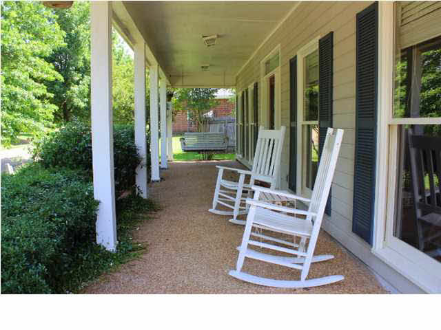 223 Clark Farms Road Madison, MS 39110 - Photo 4 of 33 Covered Front Porch