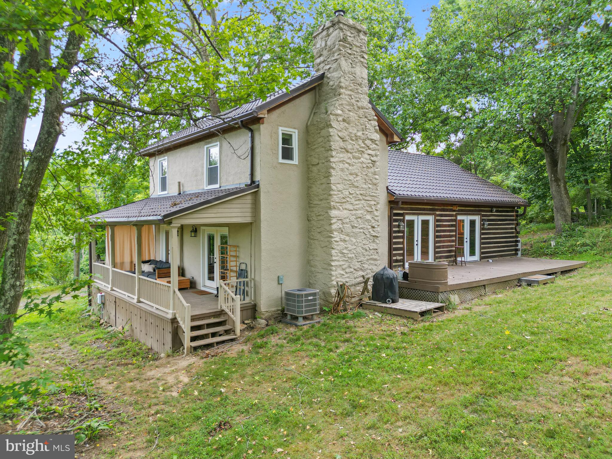 12336 Moss Hollow Road Markham, VA 22643 - Photo 5 of 43 Great porch and deck area