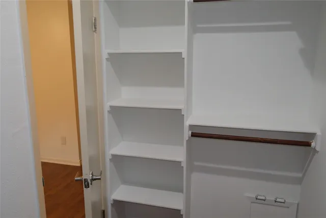 $1,490 | 2001 Bering Drive, Unit 2F, Houston, TX 77057