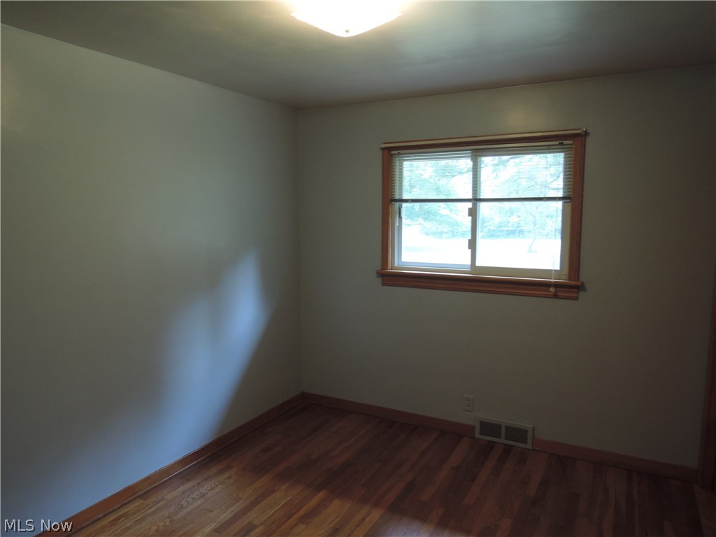 1638 Keefer Road Girard, OH 44420 - Photo 9 of 26 Gallery Image 9