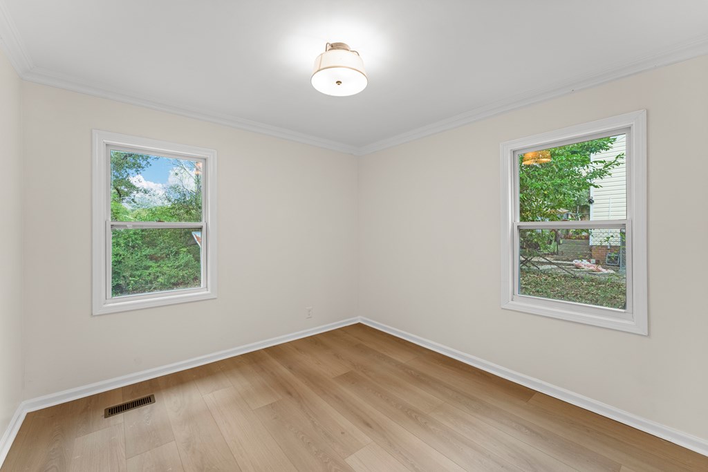5915 Frazier Drive Columbus, GA 31909 - Photo 22 of 28 an empty room with a window