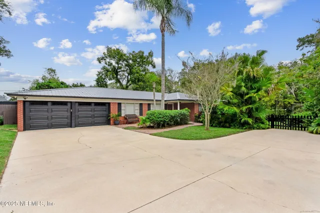 $625,000 | 540 Highway 16, Green Cove Springs, FL 32043