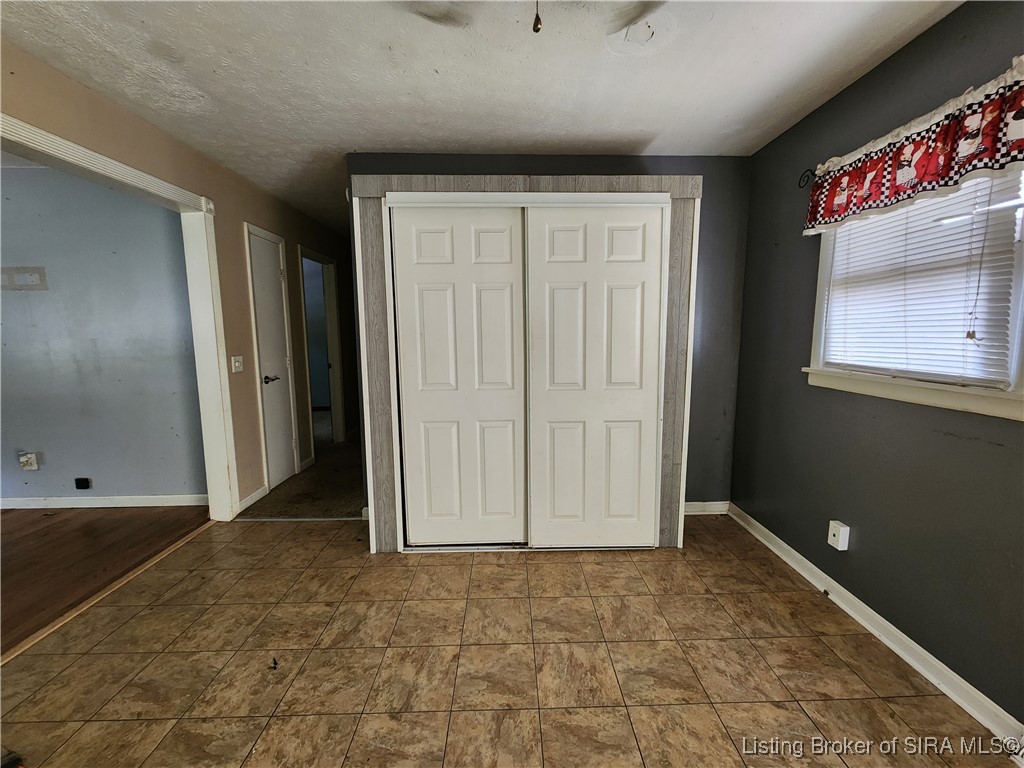 7955 Clover Valley Road Ramsey, IN 47166 - Photo 7 of 25 Kitchen/Pantry