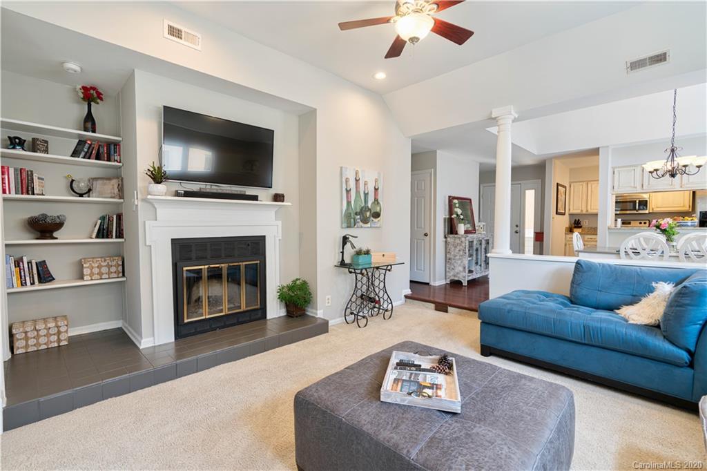 308 Queens Road, Unit 33 Charlotte, NC 28204 - Photo 23 of 35