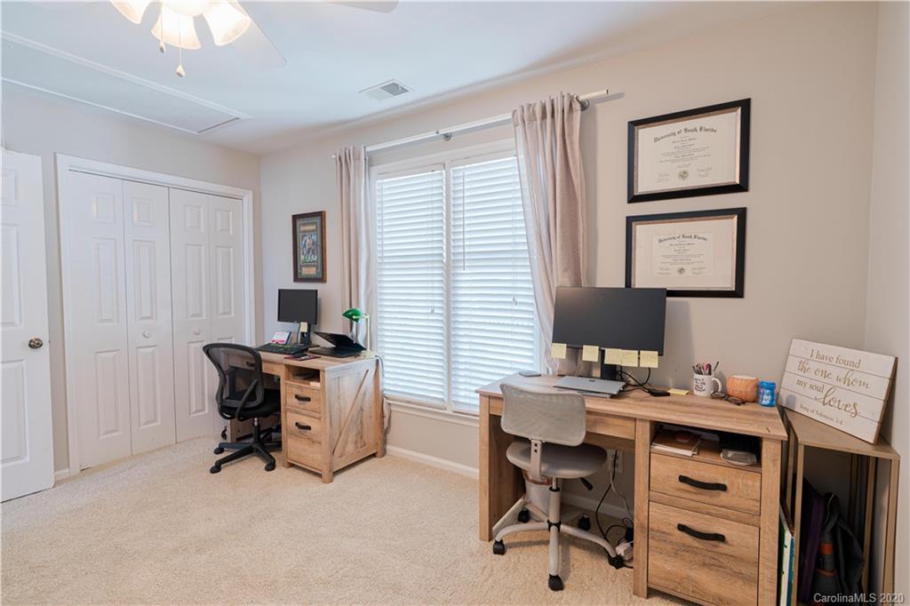 308 Queens Road, Unit 33 Charlotte, NC 28204 - Photo 30 of 35