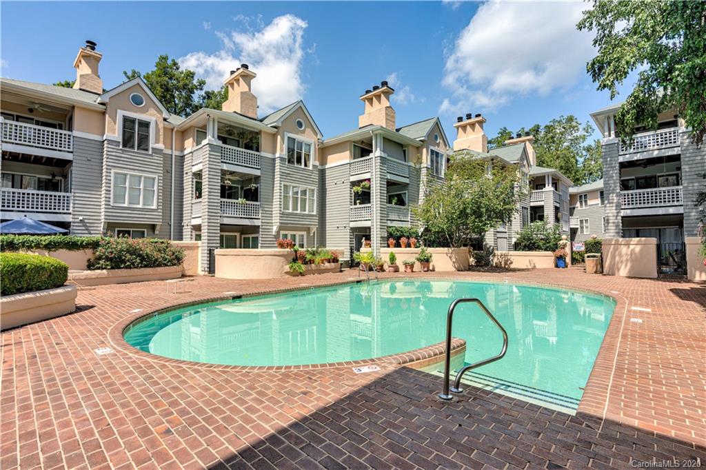308 Queens Road, Unit 33 Charlotte, NC 28204 - Photo 6 of 35