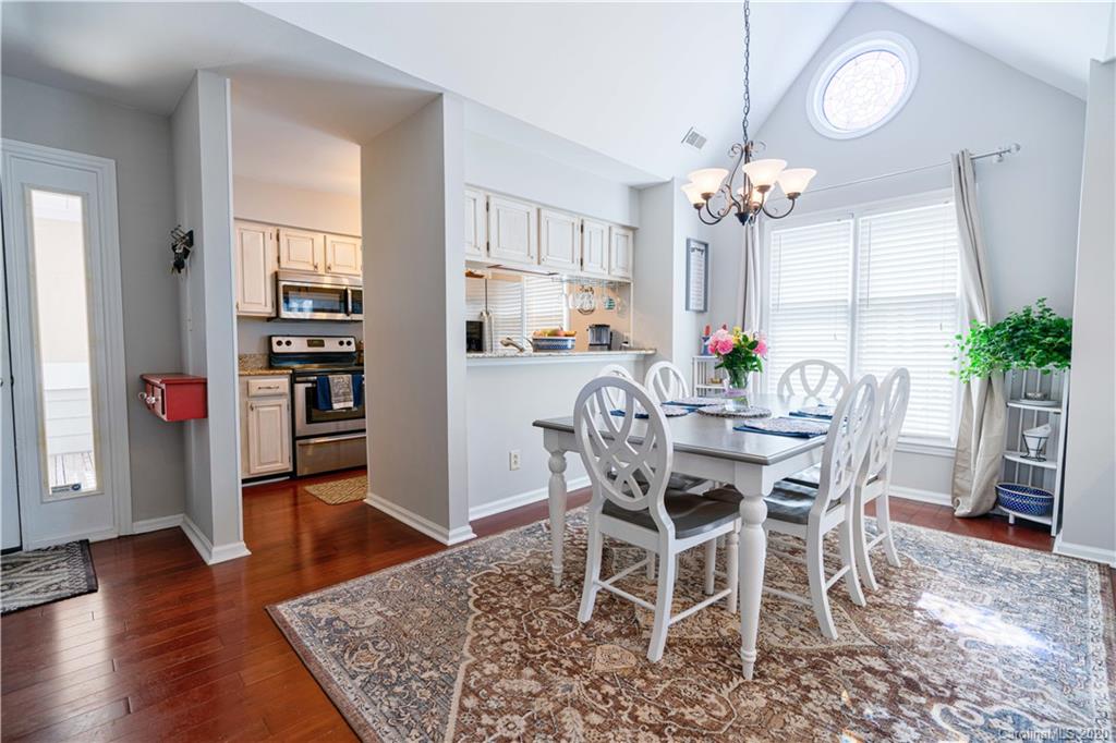 308 Queens Road, Unit 33 Charlotte, NC 28204 - Photo 9 of 35