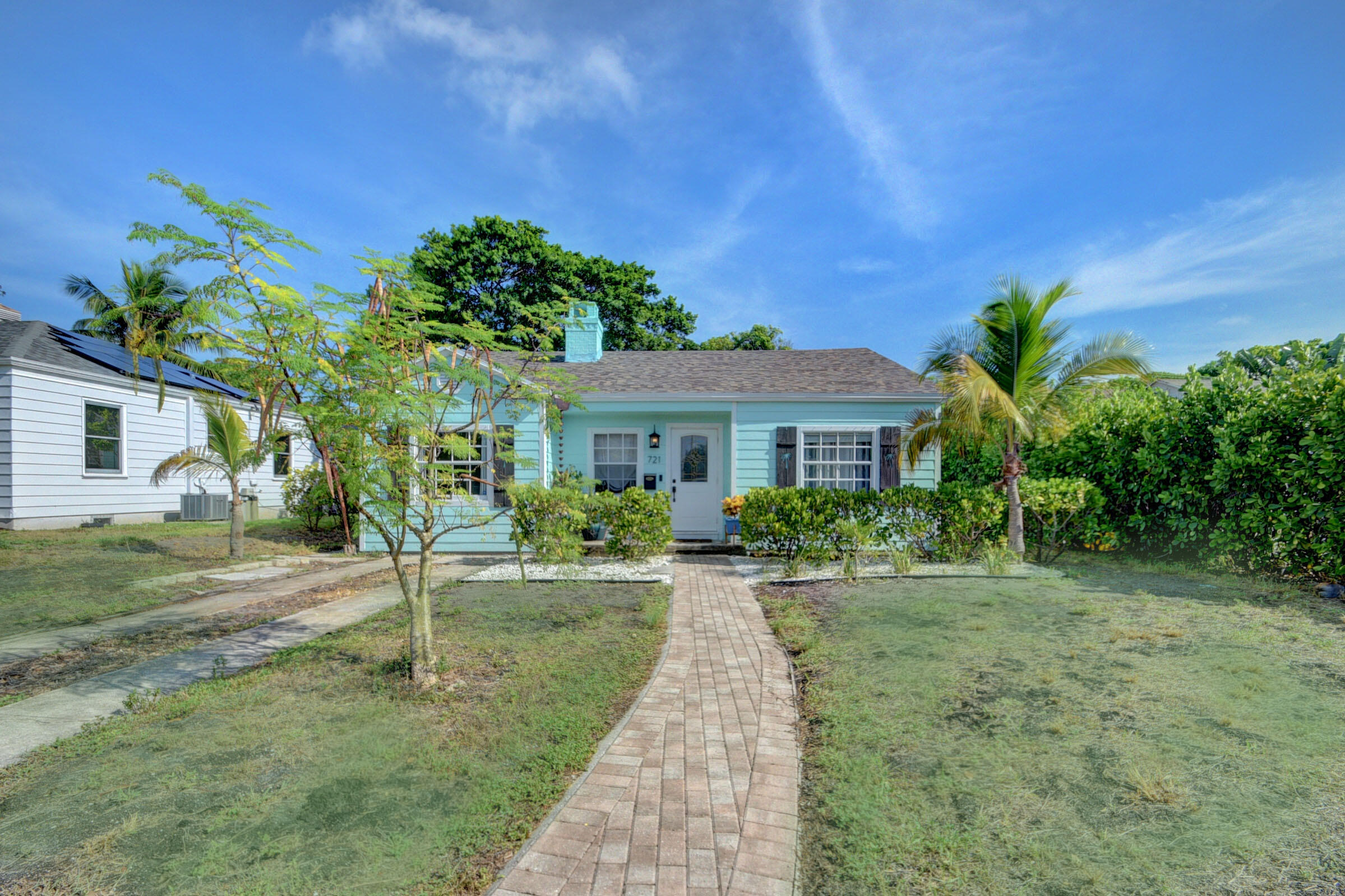 721 Hampton Road West Palm Beach, FL 33405 - Photo 2 of 32 Exterior Front