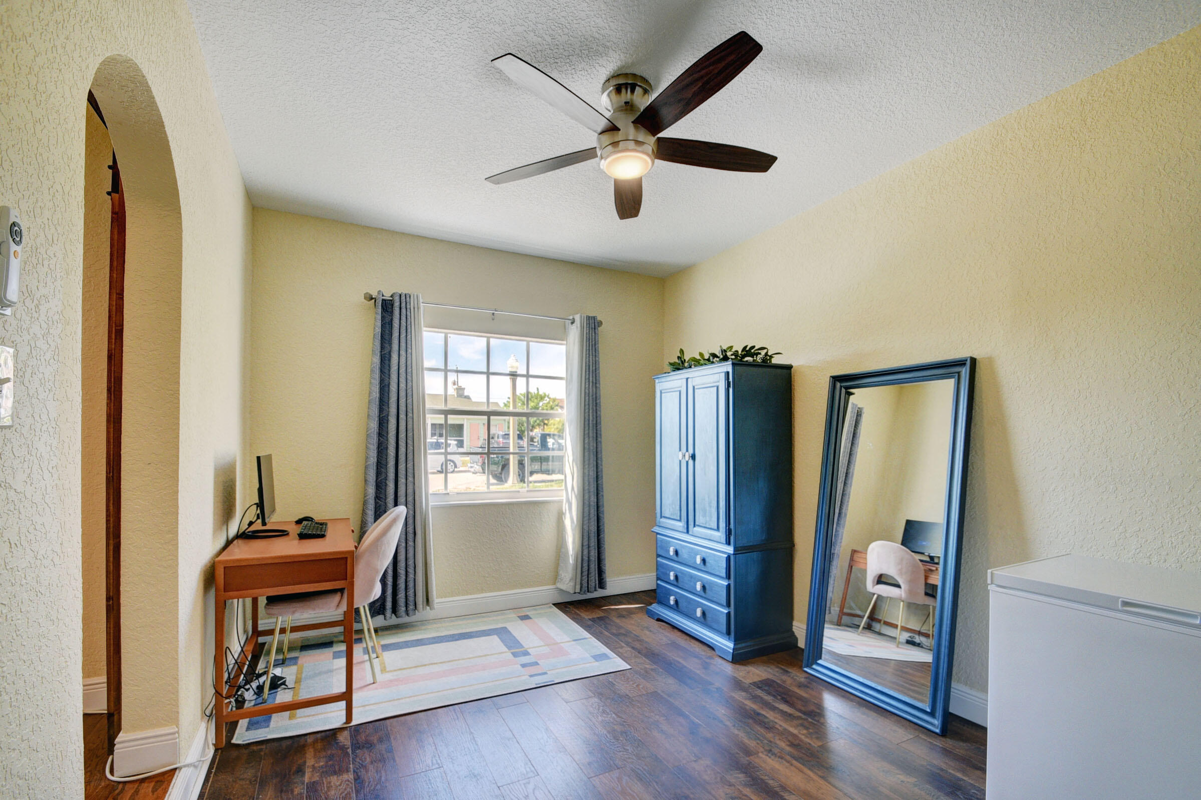 721 Hampton Road West Palm Beach, FL 33405 - Photo 8 of 32 Bedroom