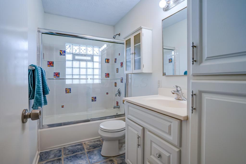 2160 Lewis Center Road Lewis Center, OH 43035 - Photo 23 of 40 Gallery Image 23