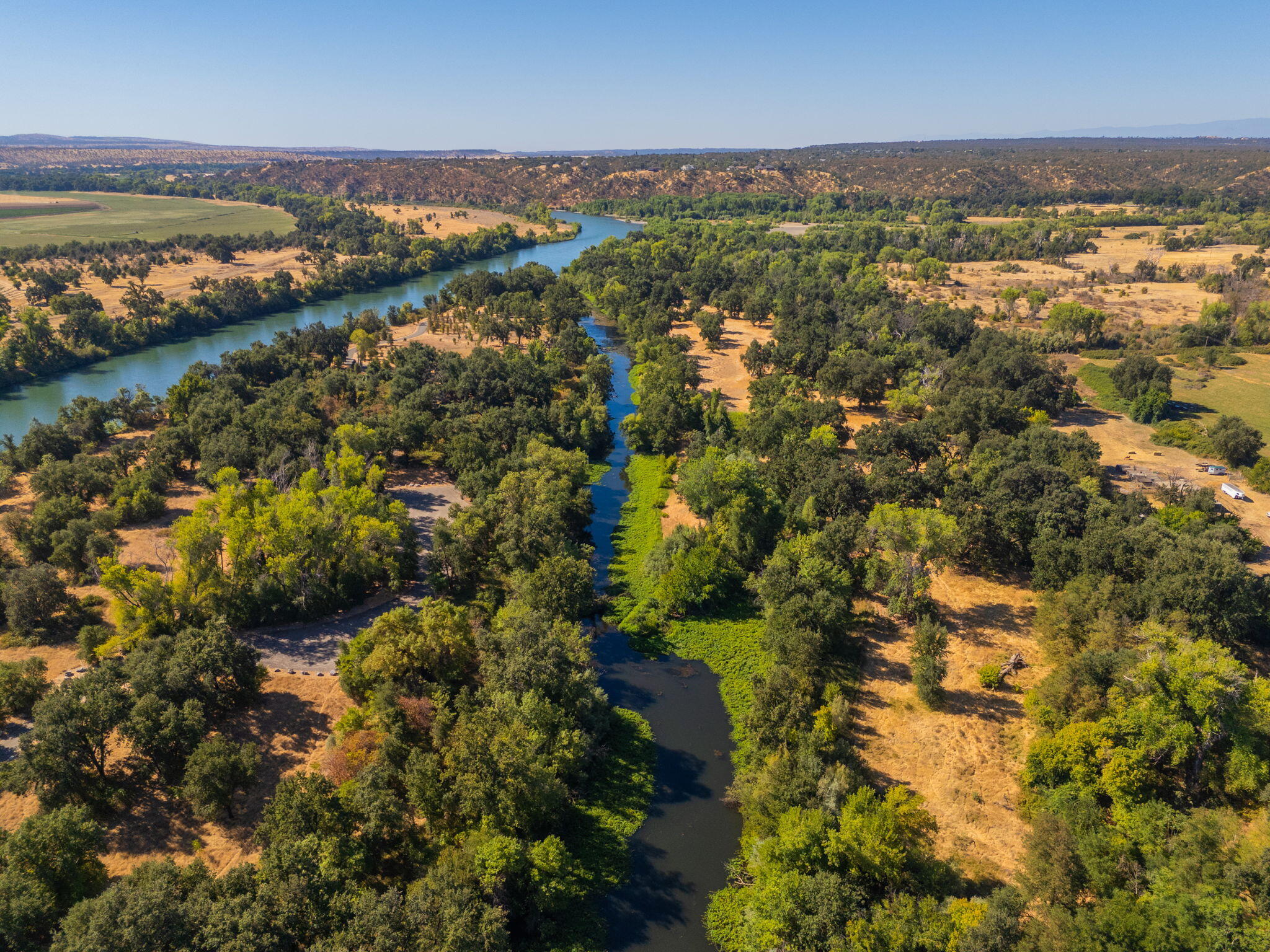 22945 Adobe Road Cottonwood, CA 96022 - Photo 24 of 40 a view of city and ocean