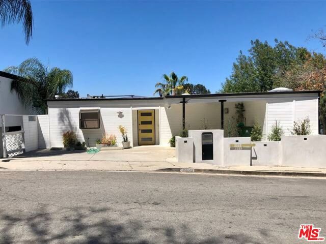$5,250 | 3352 Oak Glen Drive, Los Angeles, CA 90068