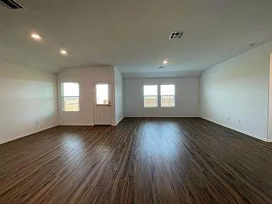 $2,050 | 601 Chickasaw Lane, Hutto, TX 78634