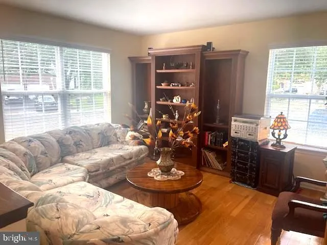 $749,000 | 5 Vaccaro Road, Lawrenceville, NJ 08648