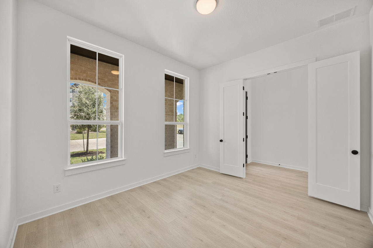 1216 Wolf Cyn Road Georgetown, TX 78628 - Photo 13 of 23 Gallery Image 13
