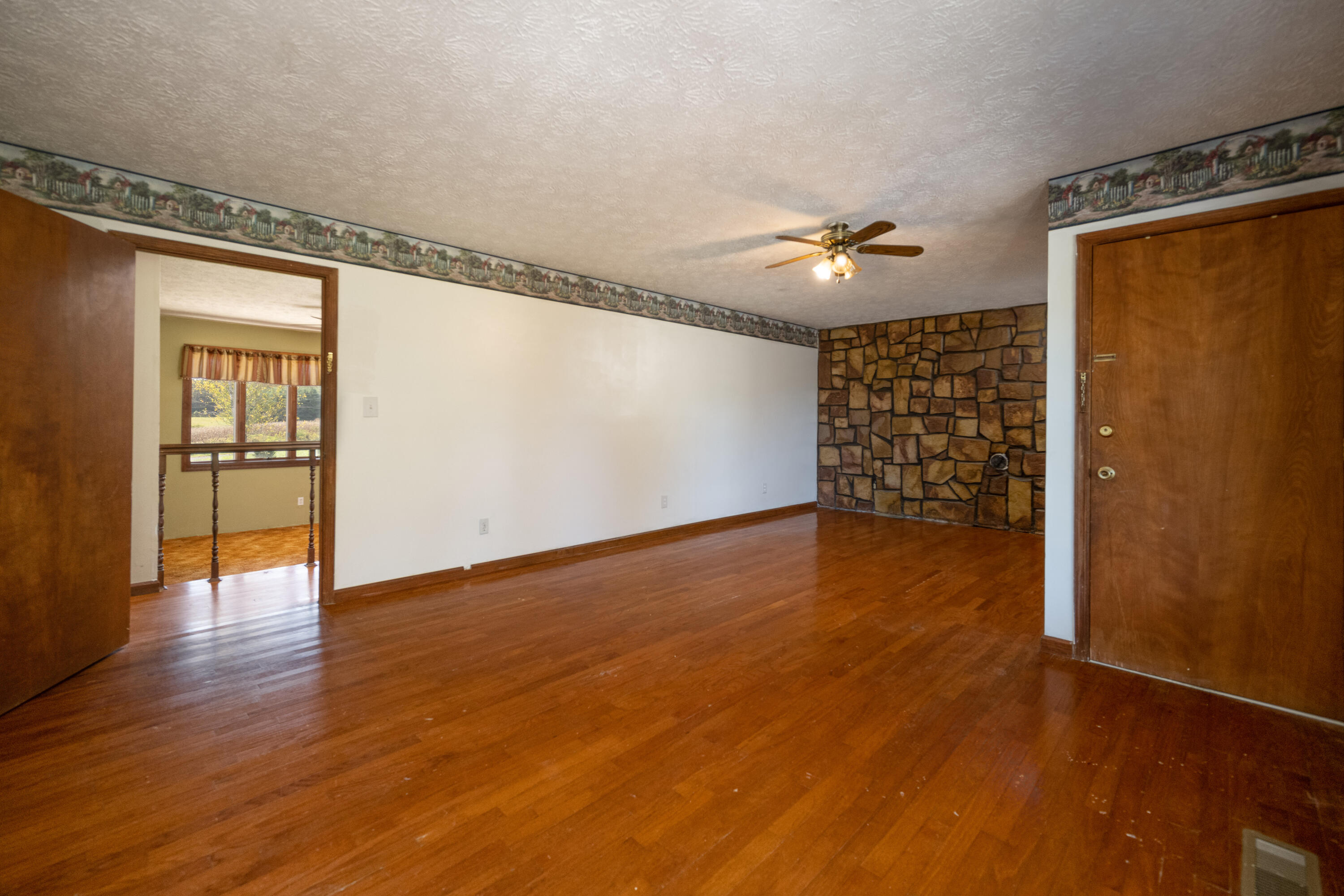 271 Doug Anderson Road Palmer, TN 37365 - Photo 11 of 24 _DSC8277-Edit-Edit