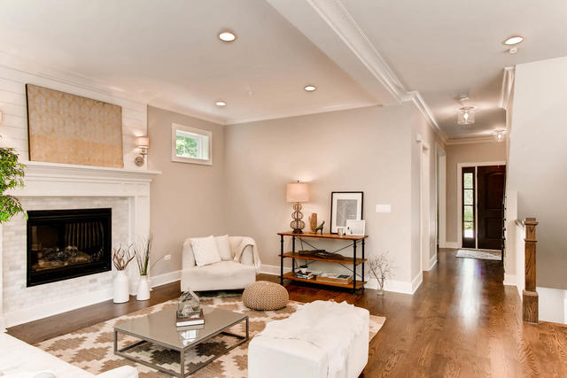 103 Bloomingbank Road Riverside, IL 60546 - Photo 4 of 25