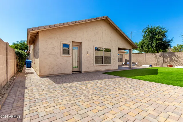 $829,000 | 27713 North 57th Drive, Phoenix, AZ 85083