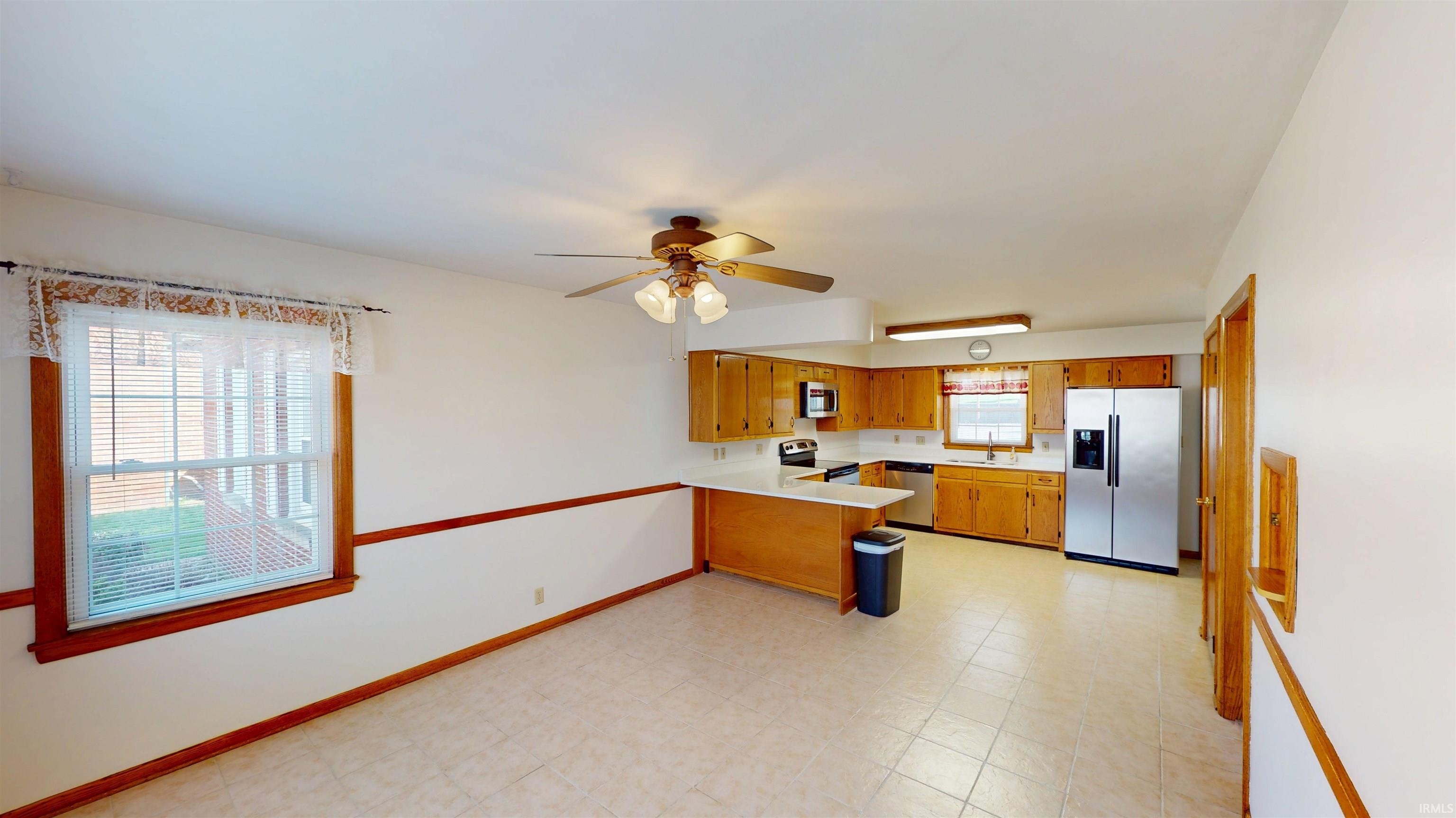 421 West 8th Street Jasper, IN 47546 - Photo 9 of 29