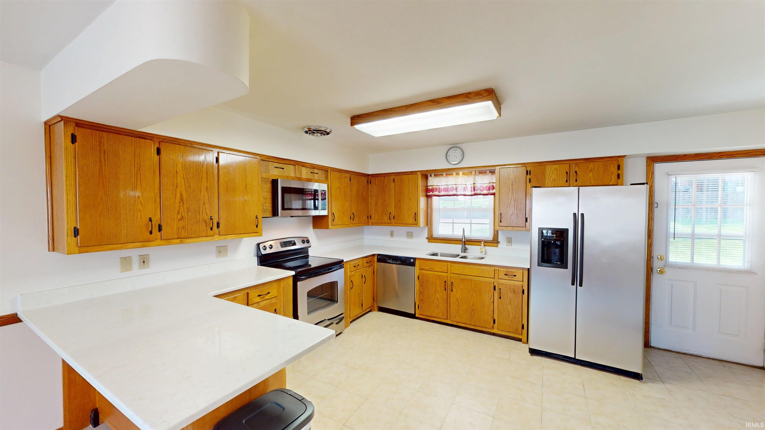 421 West 8th Street Jasper, IN 47546 - Photo 10 of 29