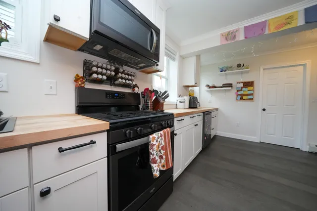 $389,000 | 2914 U.S. Rte 2, Hermon, ME 04401