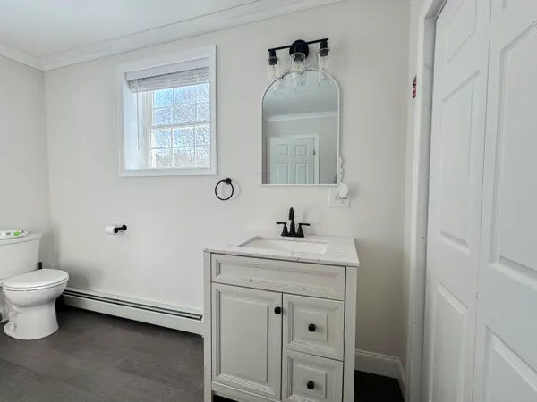 $369,000 | 2914 U.S. Rte 2, Hermon, ME 04401