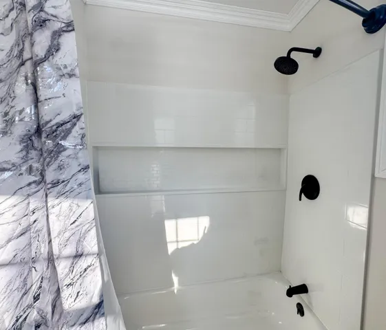 $375,000 | 2914 U.S. Rte 2, Hermon, ME 04401