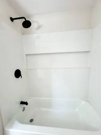 $369,000 | 2914 U.S. Rte 2, Hermon, ME 04401