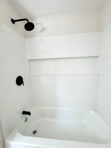 $375,000 | 2914 U.S. Rte 2, Hermon, ME 04401