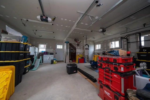 $389,000 | 2914 U.S. Rte 2, Hermon, ME 04401